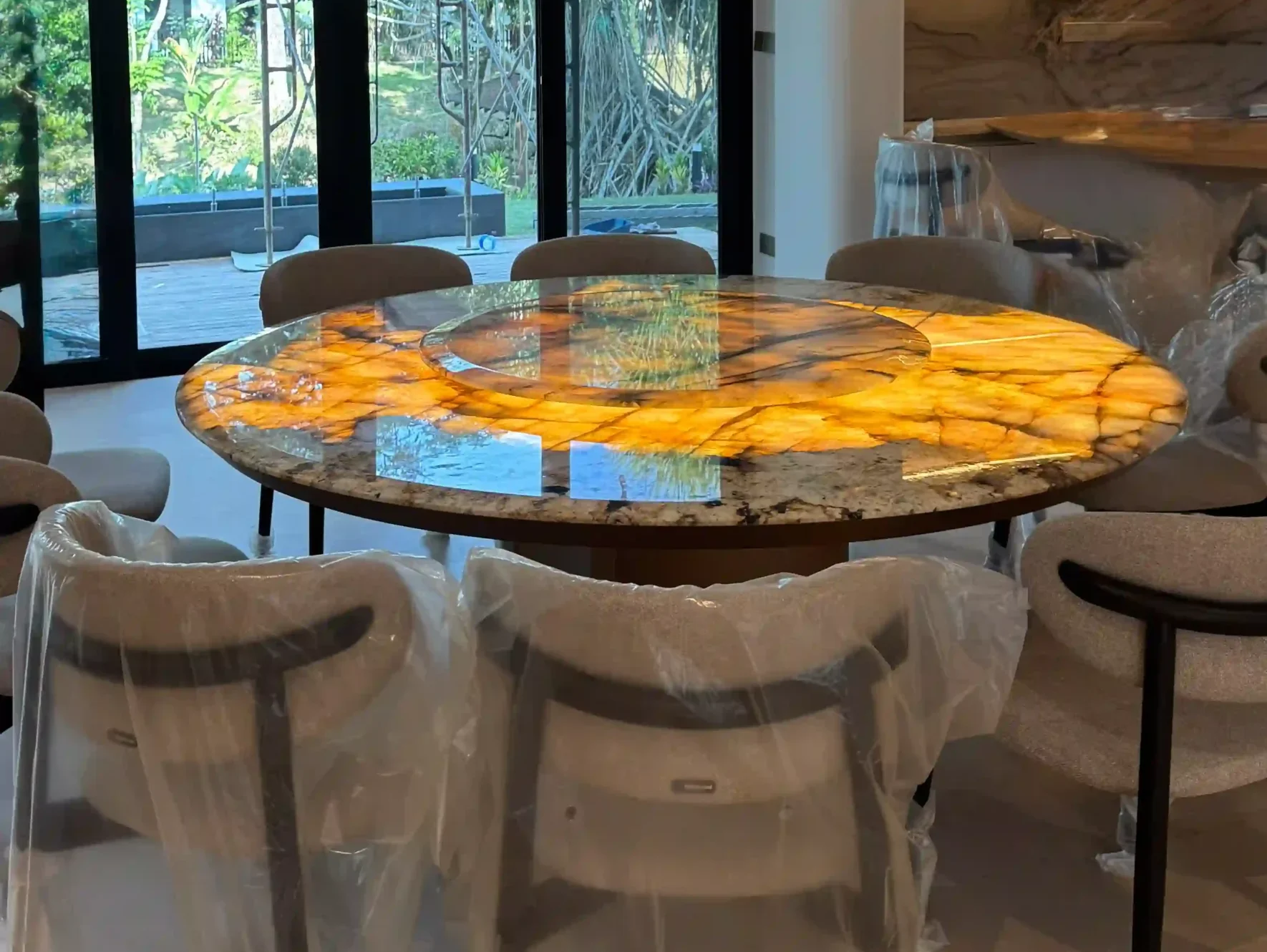 A closer look at Combining Luxury And Function